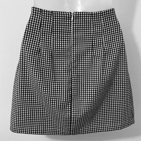 John Galt Brandy Melville Size XS Mini Skirt Front Slits Black White Gingham - Picture 2 of 12